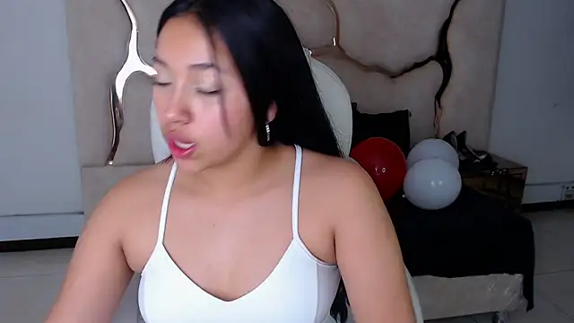 IsabellRodriguez18 online show from February 15, 9:27 am
