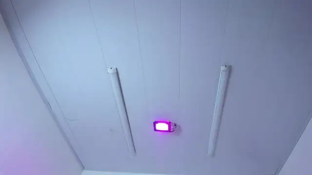 IsabellRodriguez18 online show from March 22, 3:54 am