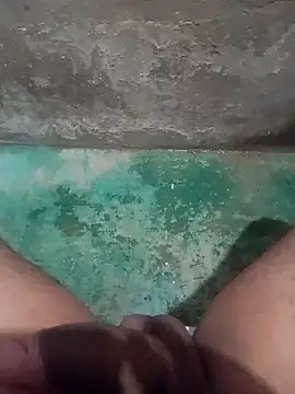 yaxom33 online show from March 11, 12:05 am