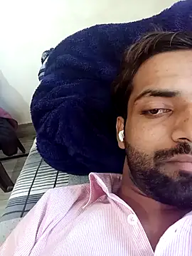 Snapshot of playboyz77 chatting on January 4, 7:45 am playboyz77 online show from January 4, 7:45 am