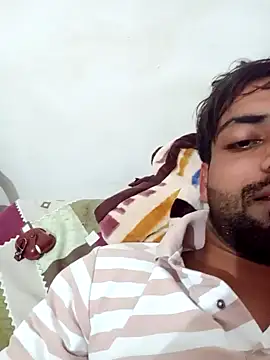 Snapshot of playboyz77 chatting on January 6, 2:58 pm playboyz77 online show from January 6, 2:58 pm