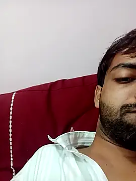 Snapshot of playboyz77 chatting on January 8, 3:40 am playboyz77 online show from January 8, 3:40 am