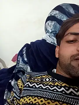 Snapshot of playboyz77 chatting on January 9, 3:23 pm playboyz77 online show from January 9, 3:23 pm