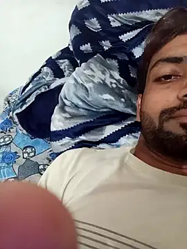 Snapshot of playboyz77 chatting on January 27, 2:35 pm playboyz77 online show from January 27, 2:35 pm