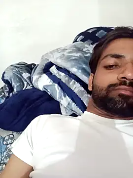 Snapshot of playboyz77 chatting on February 19, 6:21 pm playboyz77 online show from February 19, 6:21 pm