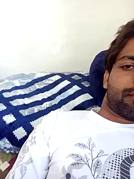 Snapshot of playboyz77 chatting on March 6, 6:19 am playboyz77 online show from March 6, 6:19 am