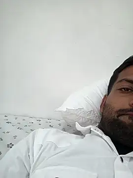 Snapshot of playboyz77 chatting on September 19, 8:27 am playboyz77 online show from September 19, 8:27 am