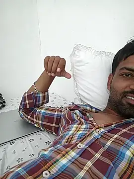 Snapshot of playboyz77 chatting on September 24, 5:00 am playboyz77 online show from September 24, 5:00 am