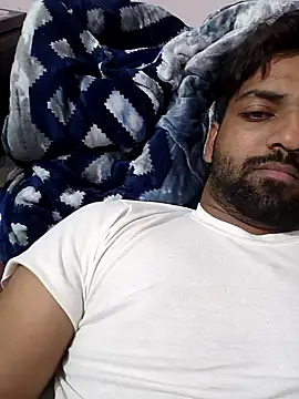 Snapshot of playboyz77 chatting on November 19, 3:56 pm playboyz77 online show from November 19, 3:56 pm