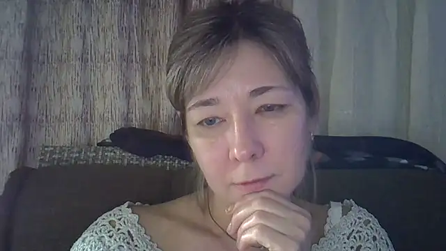 EllaJohnsonX online show from January 11, 2:58 pm