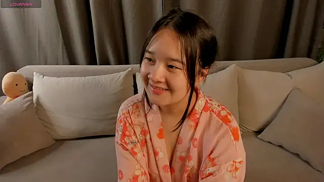 Maekko online show from April 14, 10:16 pm