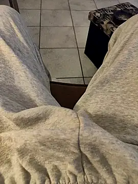 Snapshot of Rumplestiltskin927 chatting on March 18, 2:31 pm Rumplestiltskin927 online show from March 18, 2:31 pm