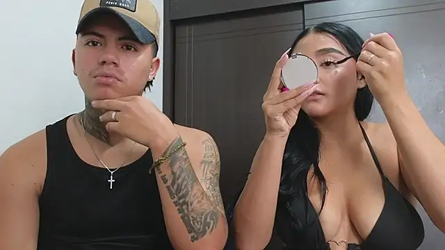 Snapshot of Thiago_x_Sahara chatting on March 14, 1:13 pm Thiago x Sahara online show from March 14, 1:13 pm