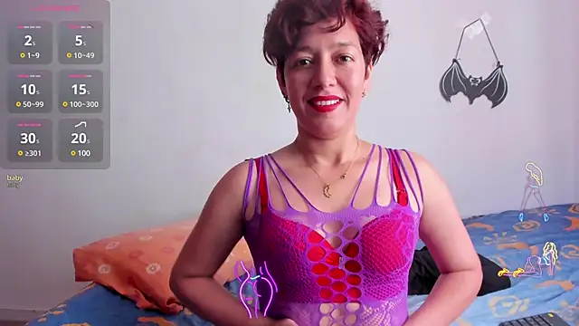 Laura hellss online show from January 16, 8:36 pm