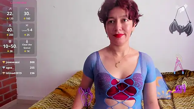 Laura hellss online show from February 8, 9:36 pm