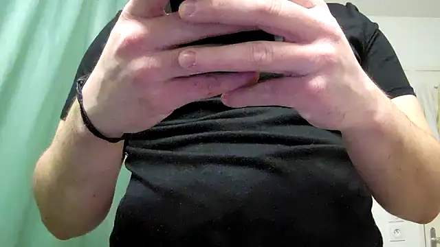 Maxoux02 online show from February 18, 5:21 pm