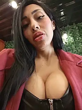 Snapshot of Isabellitasexi38 chatting on May 21, 3:24 am Isabellitasexi38 online show from May 21, 3:24 am