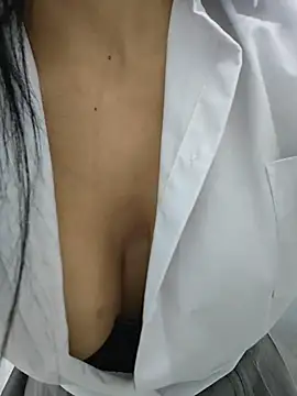 Snapshot of Isabellitasexi38 chatting on July 25, 3:26 am Isabellitasexi38 online show from July 25, 3:26 am