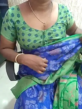 Snapshot of Tamil_roja69 chatting on June 12, 1:43 pm Tamil roja69 online show from June 12, 1:43 pm