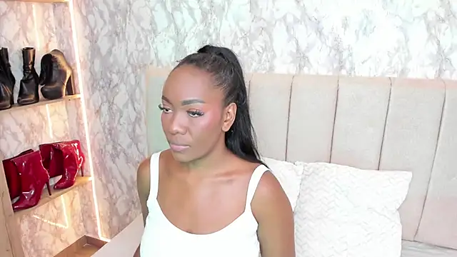 whiitneyfox online show from September 28, 12:27 am