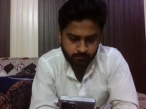 indihotguy online show from March 15, 2:01 pm