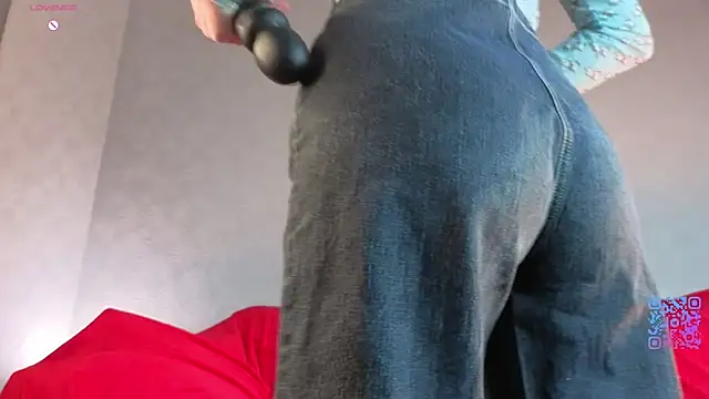 OhYumiYes online show from March 15, 6:14 pm