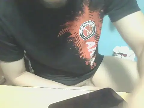 yj199510 online show from March 29, 12:27 pm