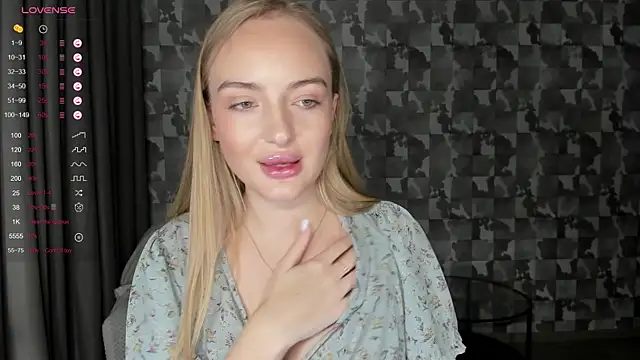 A delina online show from November 3, 2:07 pm