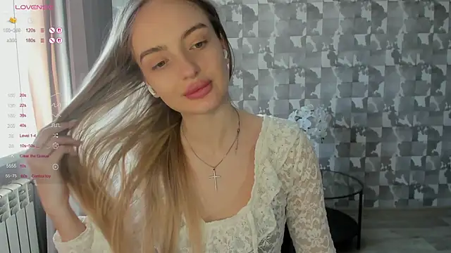 Snapshot of A_delina chatting on May 31, 6:21 am A delina online show from May 31, 6:21 am