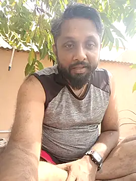 Snapshot of carria_homes chatting on January 17, 6:47 am carria homes online show from January 17, 6:47 am