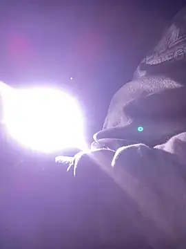 Snapshot of MrLatinKing chatting on December 27, 1:43 am MrLatinKing online show from December 27, 1:43 am