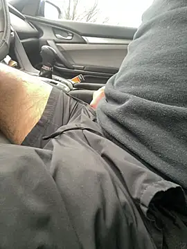 Snapshot of MrLatinKing chatting on December 31, 6:46 pm MrLatinKing online show from December 31, 6:46 pm