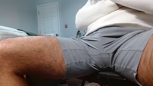 Snapshot of MrLatinKing chatting on January 4, 3:29 am MrLatinKing online show from January 4, 3:29 am