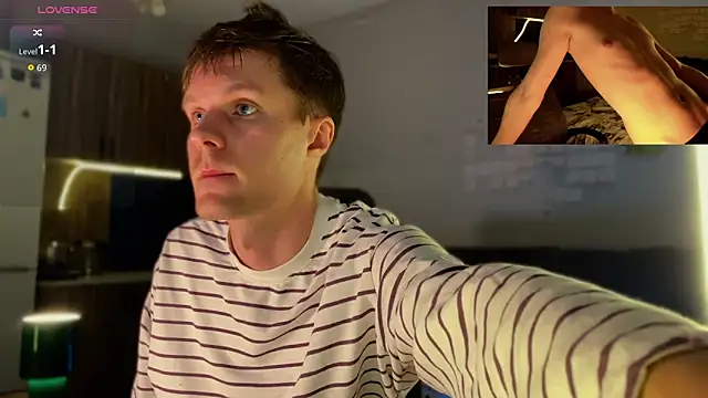 Leonnextdoor online show from April 9, 2:11 pm