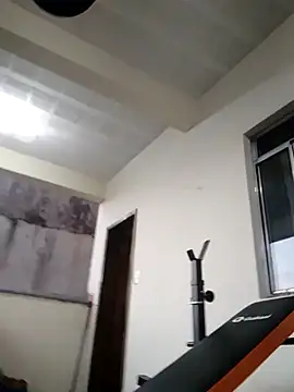 Snapshot of M1chup chatting on September 18, 8:55 pm M1chup online show from September 18, 8:55 pm