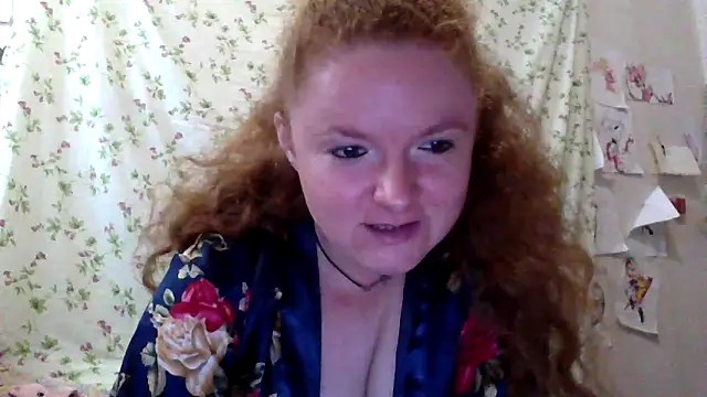 Snapshot of Rae_Jeannie chatting on June 9, 7:31 am Rae Jeannie online show from June 9, 7:31 am