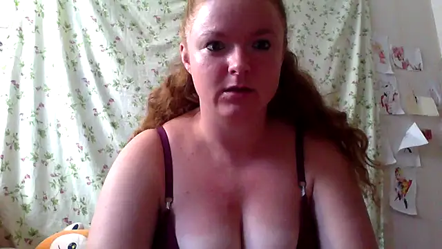 Rae Jeannie online show from July 25, 7:50 am