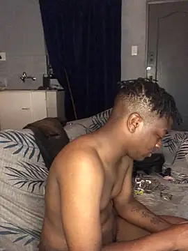 Redfucks333 online show from April 5, 8:17 pm