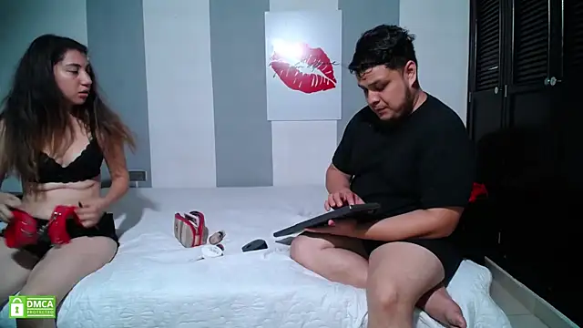 Snapshot of narendra_dayaramm chatting on February 6, 2:33 am narendra dayaramm online show from February 6, 2:33 am