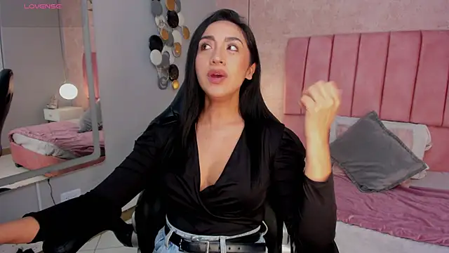 Snapshot of MAGIC_AURORAA chatting on March 22, 12:46 pm MAGIC AURORAA online show from March 22, 12:46 pm