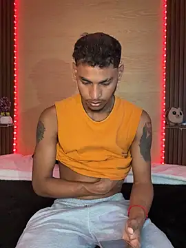 Snapshot of Evans777_ chatting on January 18, 6:32 pm Evans777 online show from January 18, 6:32 pm