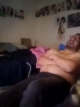 Snapshot of k1oudE chatting on November 7, 4:07 pm k1oudE online show from November 7, 4:07 pm