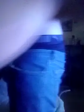 Snapshot of k1oudE chatting on November 13, 12:53 am k1oudE online show from November 13, 12:53 am