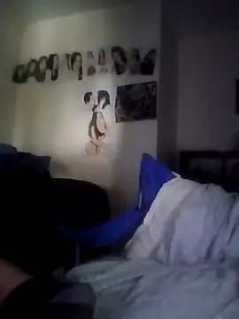 Snapshot of k1oudE chatting on November 16, 4:56 pm k1oudE online show from November 16, 4:56 pm