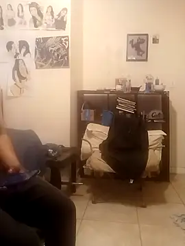 Snapshot of k1oudE chatting on January 8, 8:22 pm k1oudE online show from January 8, 8:22 pm