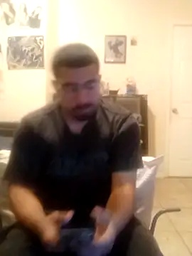 Snapshot of k1oudE chatting on January 13, 1:22 am k1oudE online show from January 13, 1:22 am