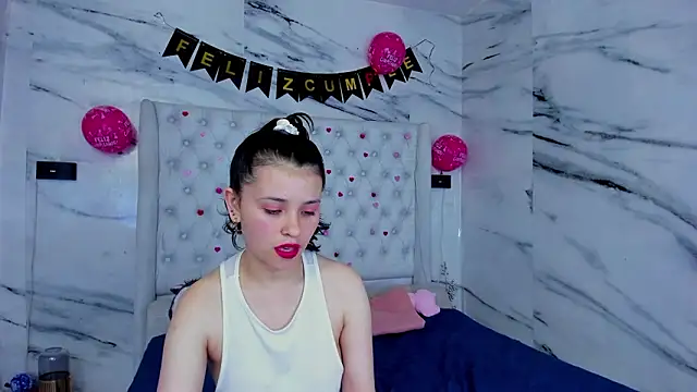 Snapshot of arissha_lee chatting on March 12, 11:11 pm arissha lee online show from March 12, 11:11 pm