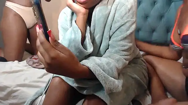 Snapshot of NiceCandyxx chatting on March 21, 10:28 pm NiceCandyxx online show from March 21, 10:28 pm