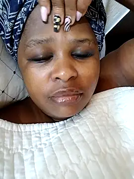 SexyLadyBoosxx online show from October 24, 7:38 am