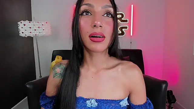 Snapshot of miss___evangeline chatting on May 20, 2:29 am miss evangeline online show from May 20, 2:29 am